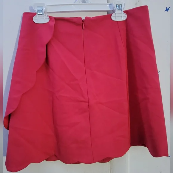 1.State skirt Red Color Size Small - Picture 3 of 3